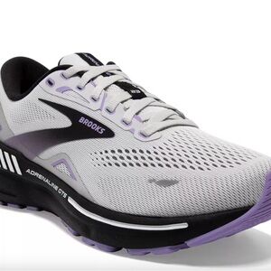 Brooks Adrenaline GTS23 Women’s Sneakers in 8.5 Wide